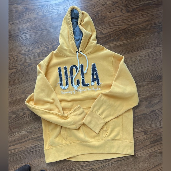 Yellow UCLA Sweater - Picture 1 of 2